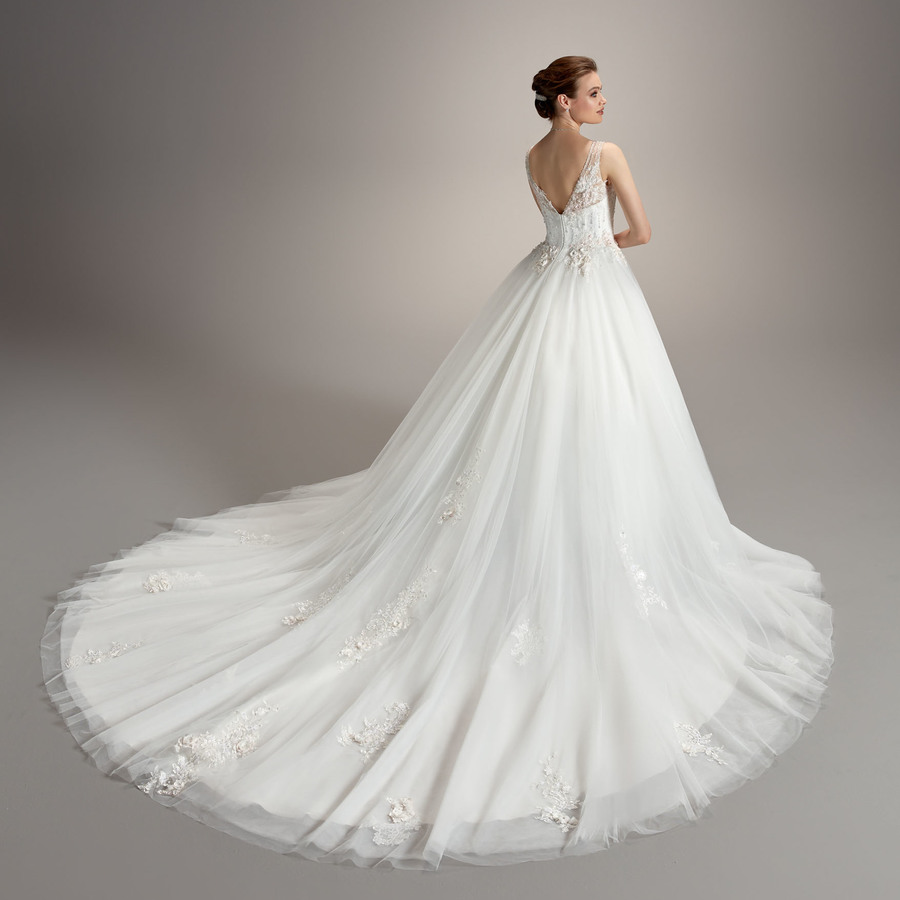 pronuptia wedding dresses 2019